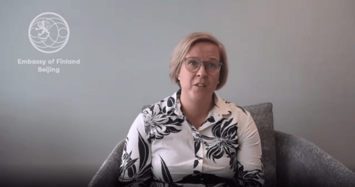 　　Ms. Soile Kauranen 高飒丽女士芬兰驻华大使馆公使