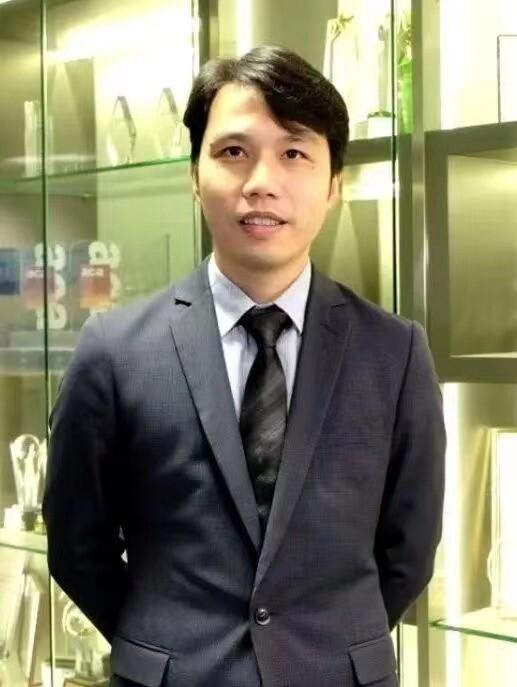 　　中企通信销售总经理高力衡