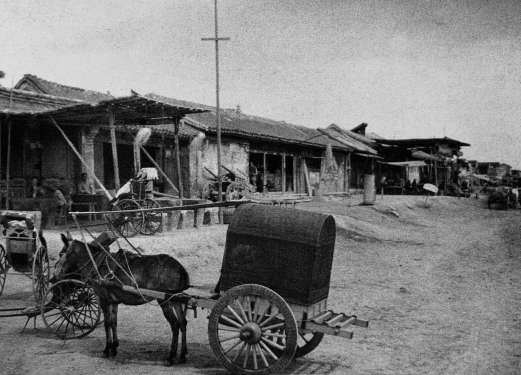 　　卡恩“地球档案”中的阜成门外影像截图。