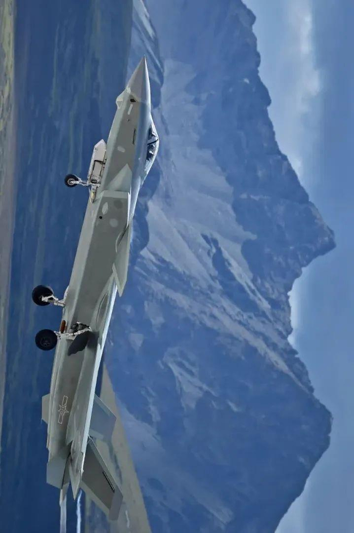 来源：央视军事