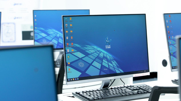     银河麒麟操作系统界面