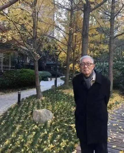 张秋生（东方出版社供图）