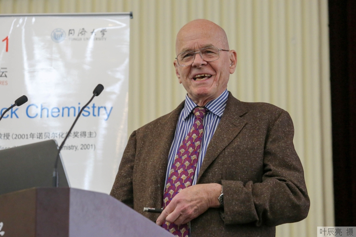 诺贝尔奖得主：巴里.夏普莱斯