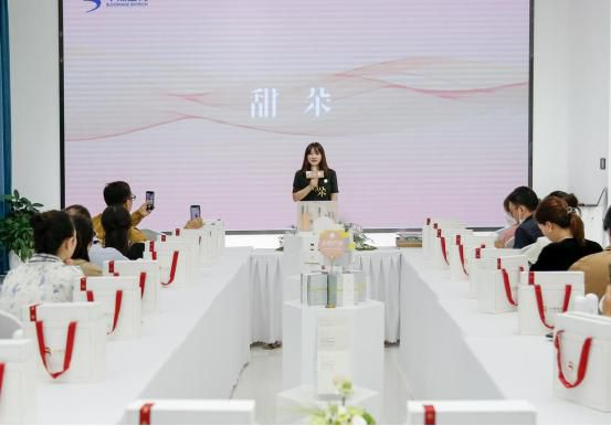 　　图6-「甜朵」品牌负责人蔡玉萍