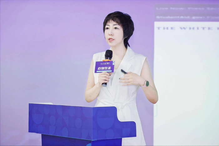 　　溯华创始人-李佳