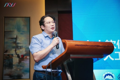 　　东北大学计算机博士 宋航