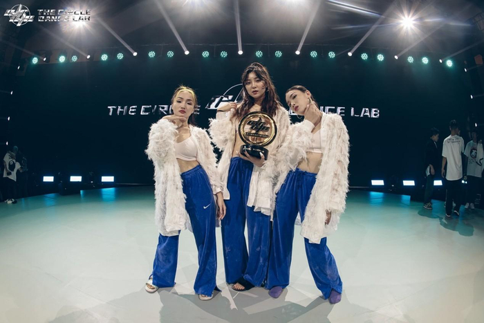 　　季军团队：POISON QUEENZ