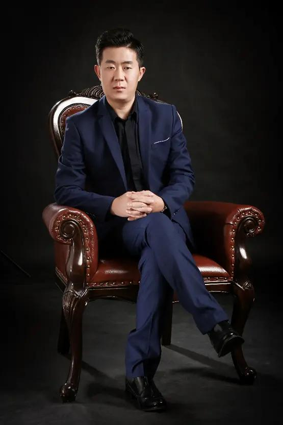 欧派亿奢汇集团创始人、董事长 刘平军