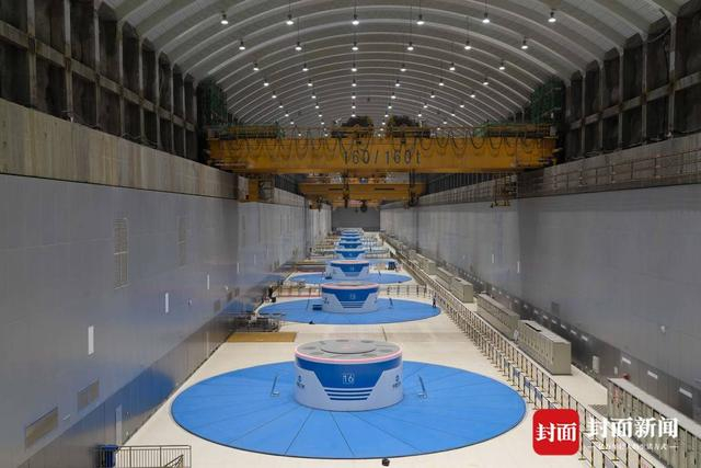 每个发电机组单机发电量达百万千瓦（图片由张梦羽提供）