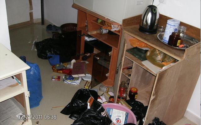 被反政府组织人员洗劫后的宿舍。受访者供图