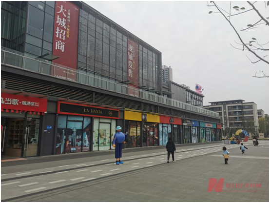 已呈现的华润•时代之城商业街区&nbsp;图片来源：每经记者 陈利 摄