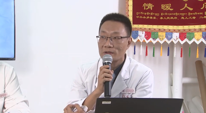 　　首都医科大学附属北京朝阳医院骨科周立金