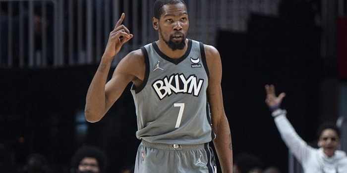 球迷热议杜兰特赛场风采NBA直播呈现极致竞技魅力