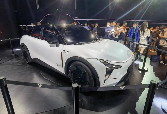 集度ROBO-01探月限定版，观察者网摄