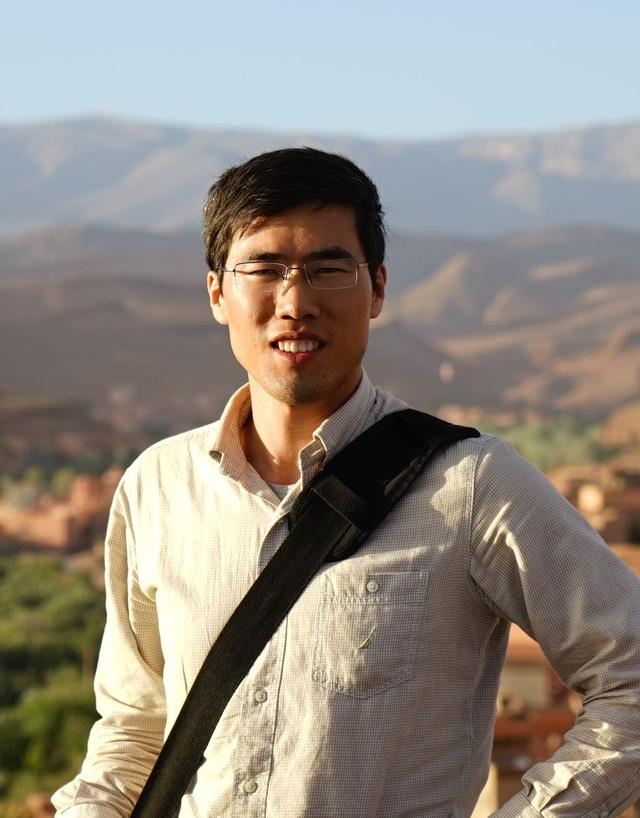 中国科学院南京地质古生物所澄江古生物研究站站长赵方臣。受访者供图