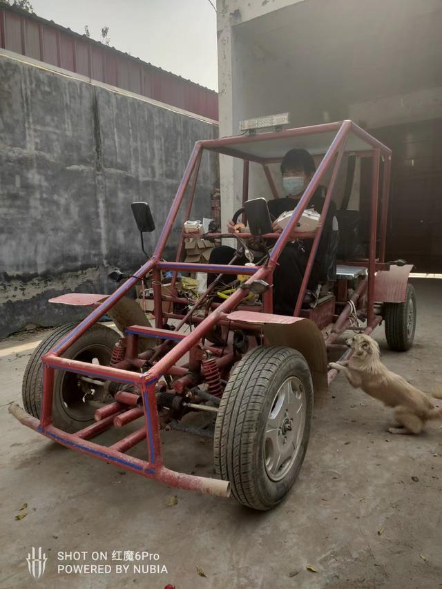 常先生制作的车。图源受访者