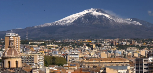 　　埃特拉火山周围