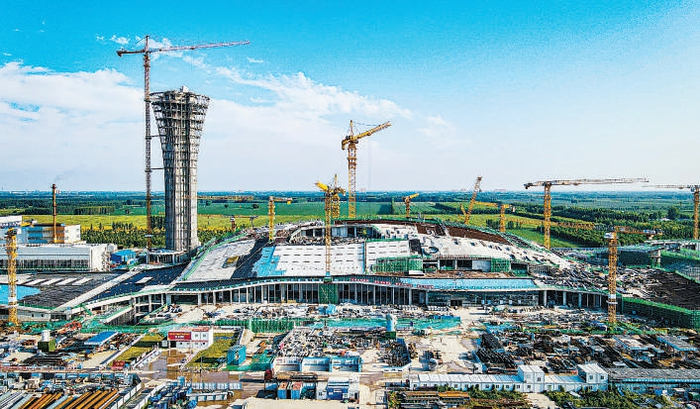 正在建设中的工地现场。 李洋宇摄