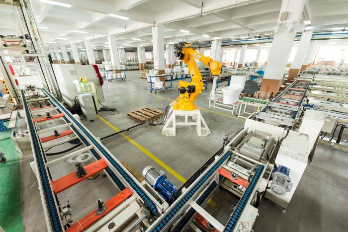 （东鹏集团江门智能生产基地，受访者供图）