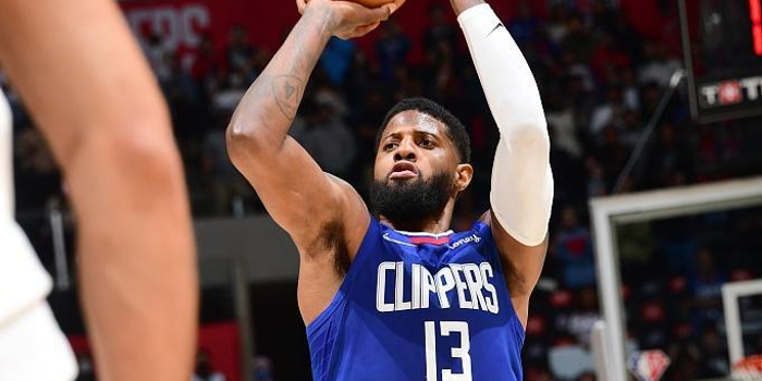 快船NBA比分激烈对决第三节爆发拉开分差锁定胜局