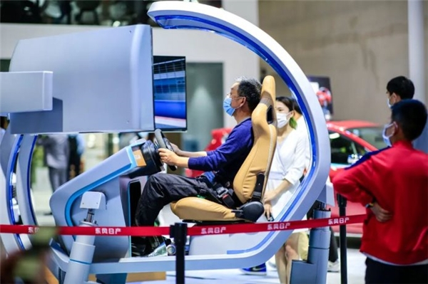 　　/ 历届车展现场实拍图