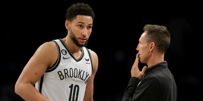 篮网今日赛程考验教练组临场调度