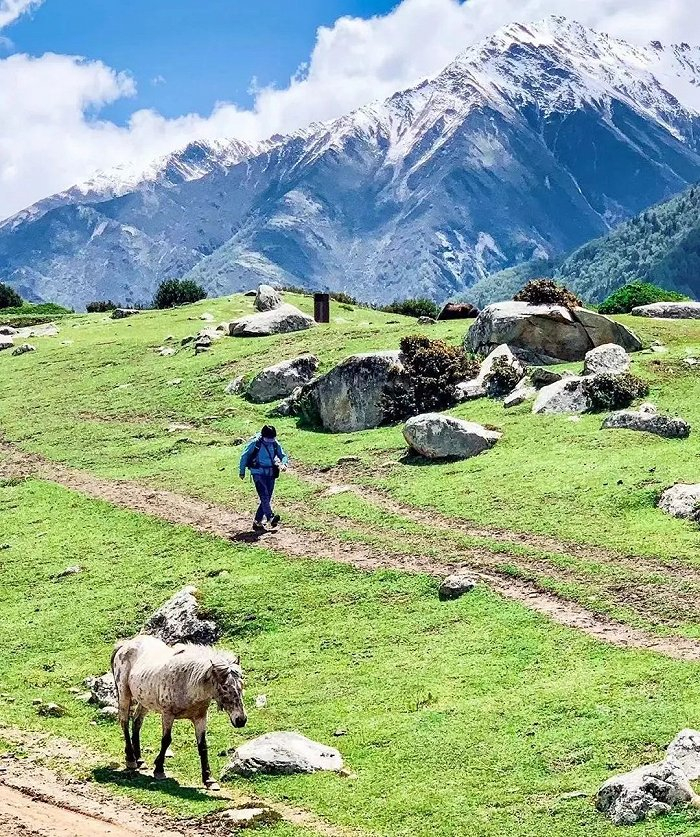 ▲ 小雪穿着Gamma LT去四姑娘山。图 / 受访者提供