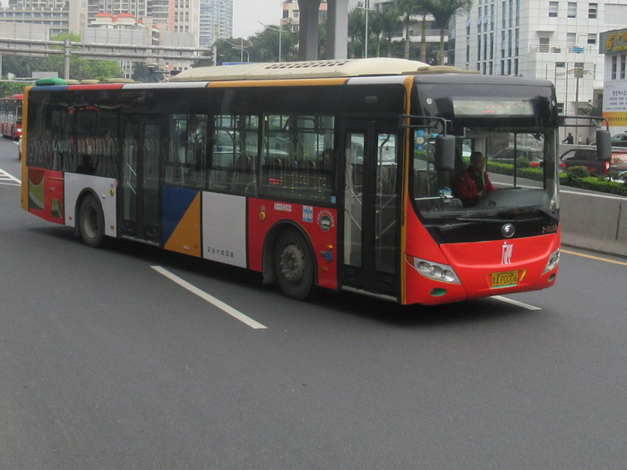 广州214路公交车 图源：受访者提供