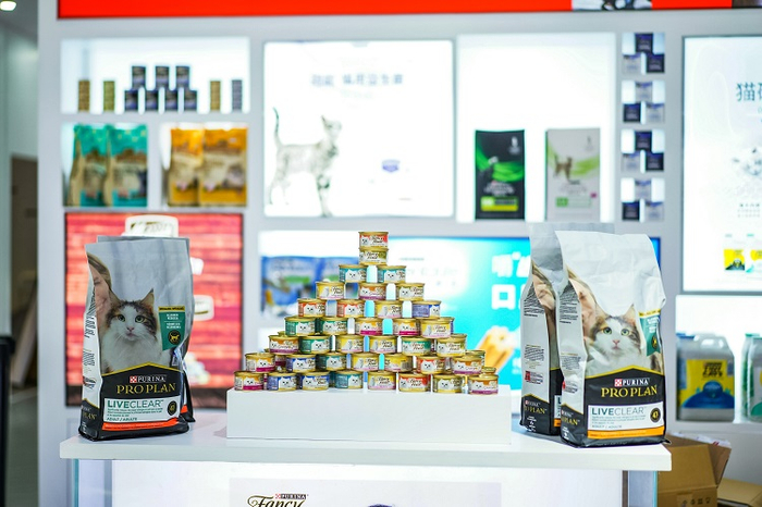 　　图为：雀巢普瑞纳部分展品