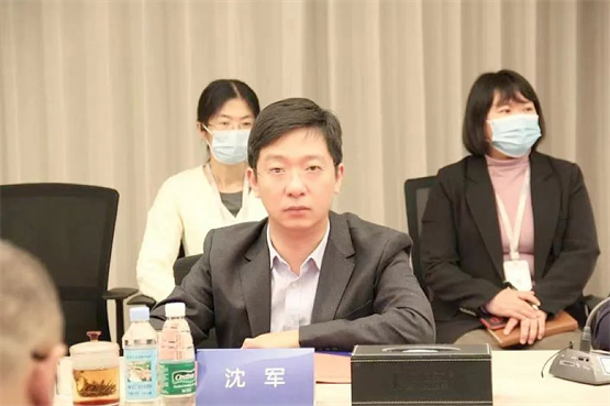 　　理工导航领导发表讲话