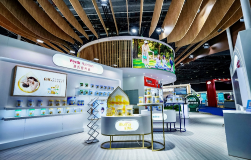 　　惠氏营养品连续五年亮相进博会