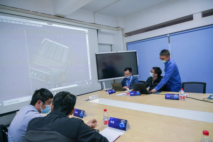 　　受邀CIO使用桌面云操作CATIA设计软件