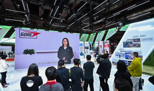 　　GORE-TEX品牌大中华区市场总监朱隽视频寄语