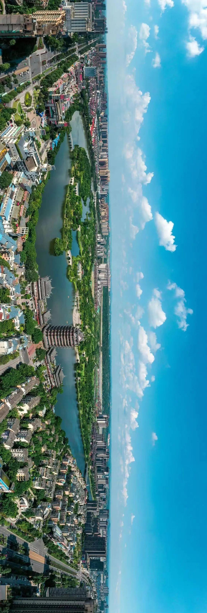 　　东坡城市湿地公园航拍