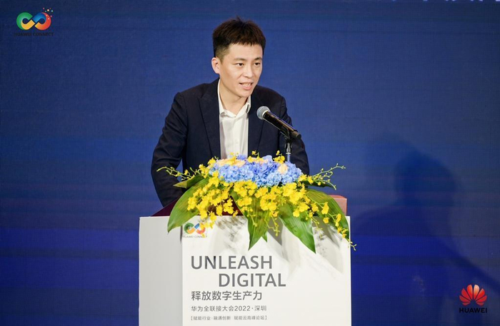 　　滨海新区工业和信息化局副局长解大可