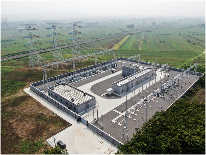 图为平顶山220千伏阎口变电站