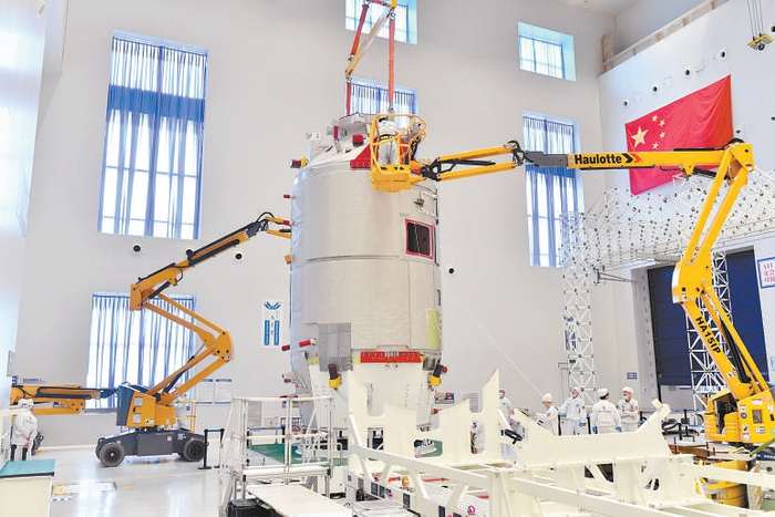 天舟五号研制现场。 航天科技集团五院供图