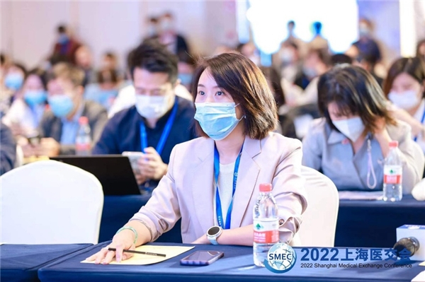 　　正中脊连锁医疗创始人侯炜琳在现场