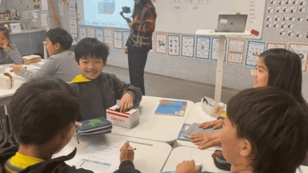 　　学数学也能笑得无比灿烂