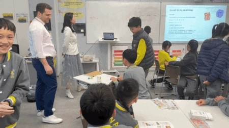 　　剧透下比赛结果,两位老师带队的A组惨败