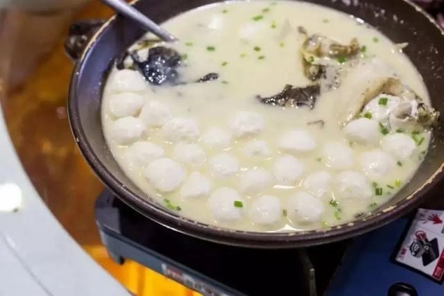 图/一部手机游江夏