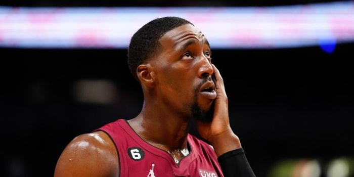 多次完成暴扣与封盖