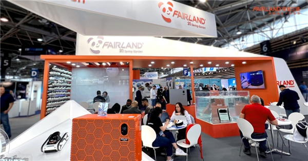 　　FAIRLAND现场展位