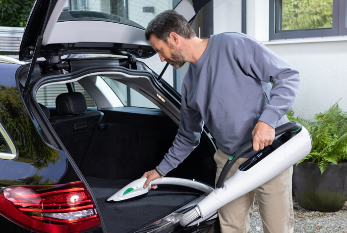 　　图片说明：福维克可宝VK7首创180度旋转折叠手柄，紧凑机型变身后更加灵动轻巧