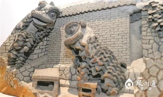 王向明的作品《弄狮》