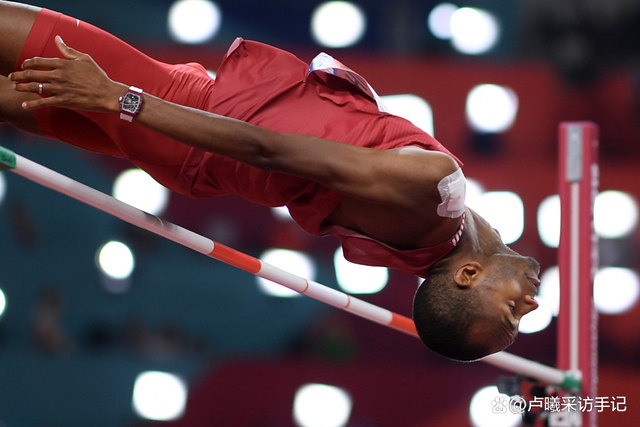 　　2019年巴尔希姆佩戴 RM 67-02 参加跳高比赛