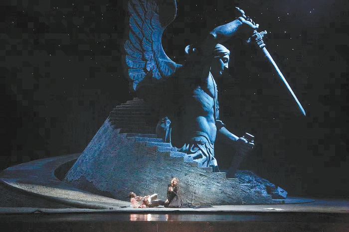 2011年国家大剧院版歌剧《托斯卡》 王小京摄