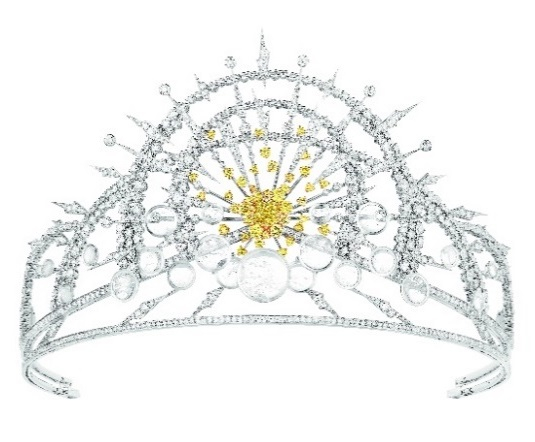 　　CHAUMET天穹皓境高定珠宝套系 光芒咏叹高定冠冕