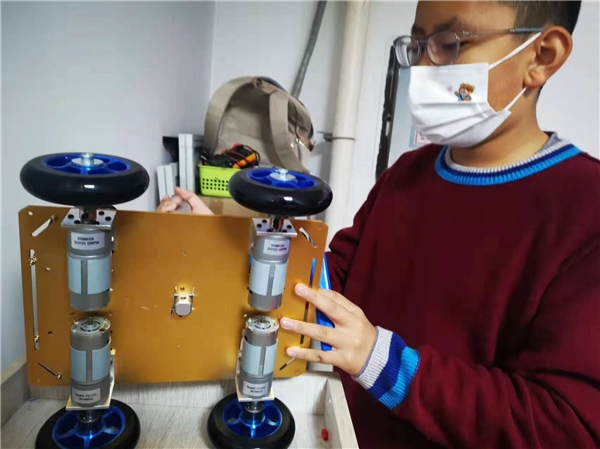 　　图6 蒋钧鹏同学