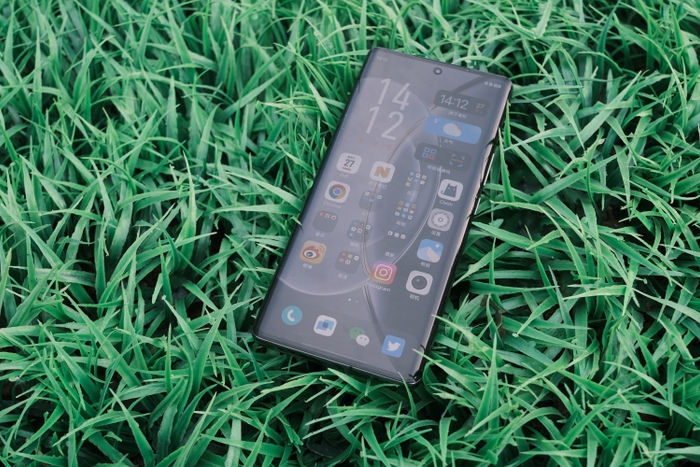  图源：品玩 LU摄